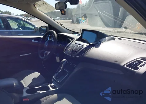 2014 Ford Escape Se z USA, uszkodzony, nr VIN 1FMCU9G94EUA06325